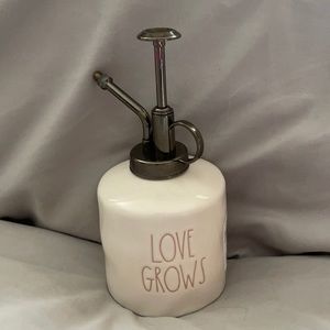 Rae Dunn - LOVE GROWS - plant sprayer